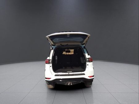 2025-Toyota-Fortuner-24-GD-6-RB-Auto_19