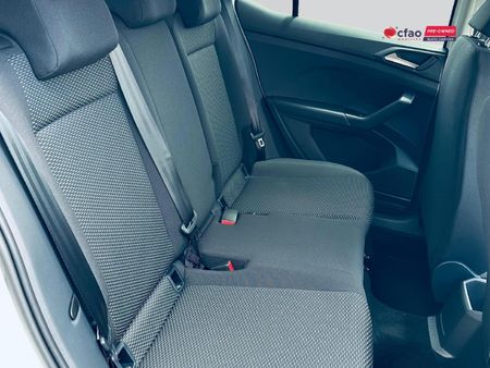 2025-Volkswagen-T-Cross-10-TSI_10