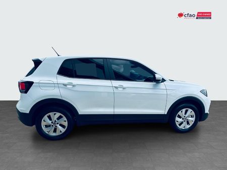 2025-Volkswagen-T-Cross-10-TSI_6
