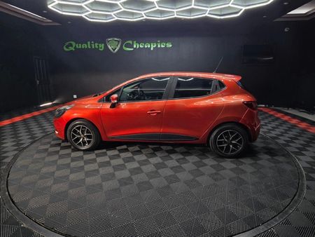 2018-Renault-Clio-IV-900T-Expression-5-dr-66kW_4