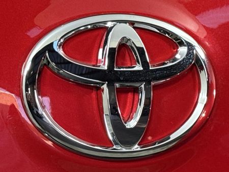 2022-Toyota-Land-Cruiser-Prado-28-GD-TX-Auto_11