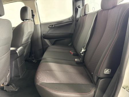 2020-Isuzu-D-Max-250-HO-Hi-Rider-Double-Cab_3
