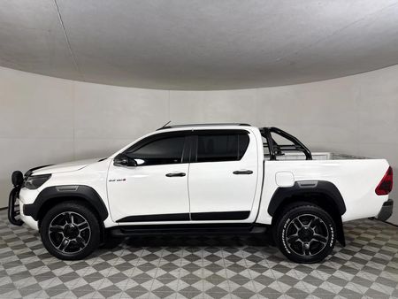 2022-Toyota-Hilux-28-GD-6-Raised-Body-Legend-Auto-Double-Cab_18