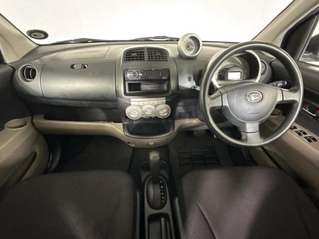 2006-Daihatsu-Sirion-13i-Sport-Auto_1