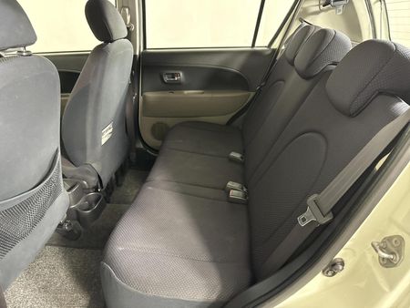 2006-Daihatsu-Sirion-13i-Sport-Auto_3