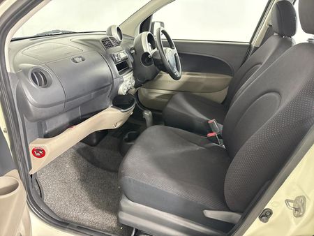2006-Daihatsu-Sirion-13i-Sport-Auto_8