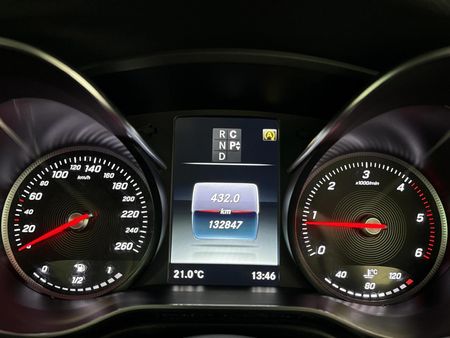2018-Mercedes-Benz-V-Class-V-250-Bluetec-Avantgarde-Auto_2