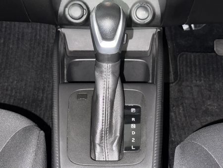 2023-Toyota-Starlet-15-XS-Auto_10