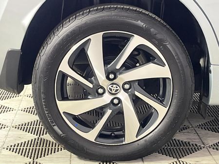2023-Toyota-Starlet-15-XS-Auto_7