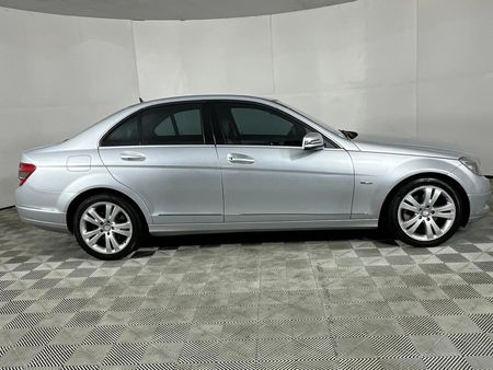 2010-Mercedes-Benz-C-Class-C-200-CGI-BE-Avantgarde-Auto_15