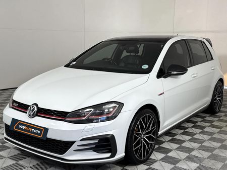 2017-Volkswagen-Golf-VII-GTI-20-TSI-Auto_0