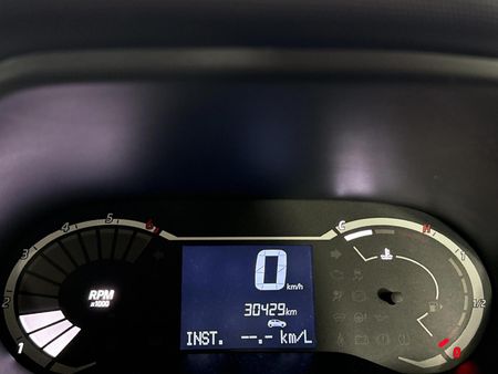 2024-Nissan-Magnite-10-Visia_2
