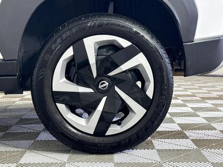 2024-Nissan-Magnite-10-Visia_6