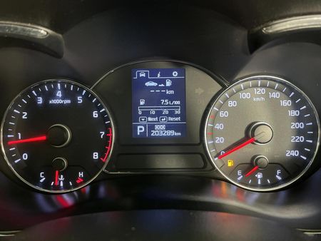 2014-Kia-Cerato-20-EX-Auto_2