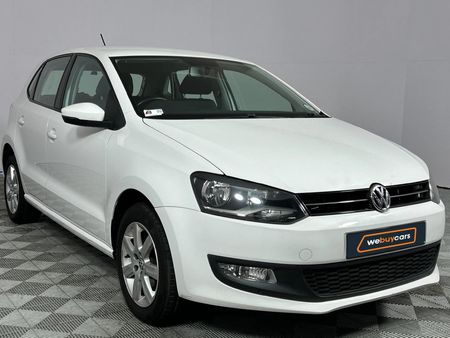 2013-Volkswagen-Polo-14-Comfortline-5-dr_16