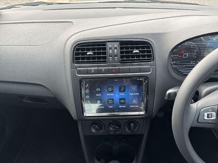 2026-Volkswagen-Polo-Vivo-16-Life_9