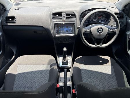 2026-Volkswagen-Polo-Vivo-16-Life_10