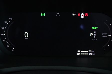 2025-Volvo-XC90-T8-Ultra-Dark-Phev_22