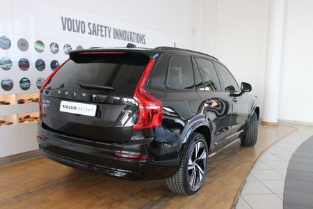 2025-Volvo-XC90-T8-Ultra-Dark-Phev_3