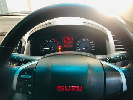 2020-Isuzu-D-Max-300-X-Rider-Auto-Double-Cab_9