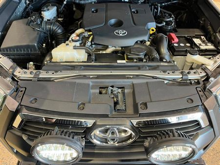 2021-Toyota-Hilux-28-GD-6-Raised-Body-Legend-Auto-Double-Cab_8