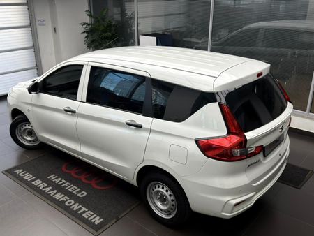 2025-Suzuki-Ertiga-15-GA_19