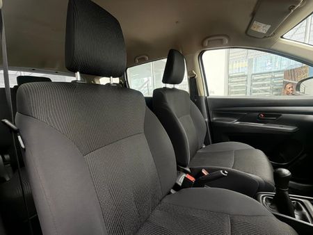 2025-Suzuki-Ertiga-15-GA_7
