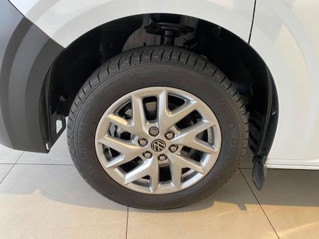 2026-Volkswagen-Transporter-Crew-Bus-20TDI-LWB-81kw-8-Seat_9
