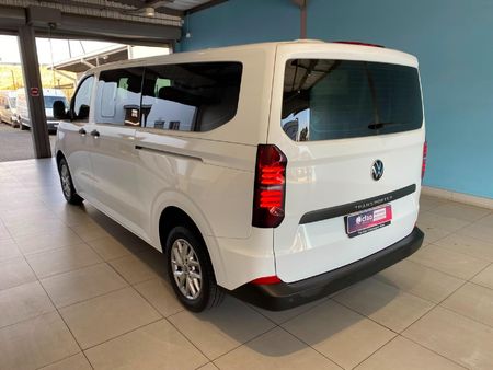 2026-Volkswagen-Transporter-Crew-Bus-20TDI-LWB-81kw-8-Seat_8