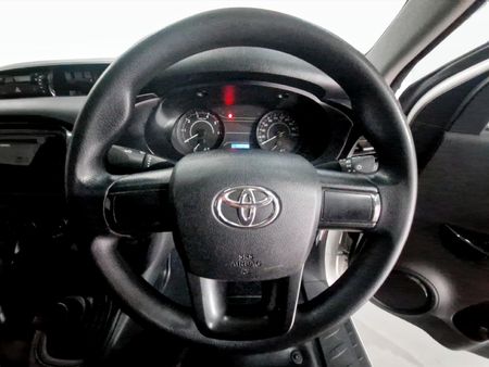 2024-Toyota-Hilux-24-GD-Single-Cab_7