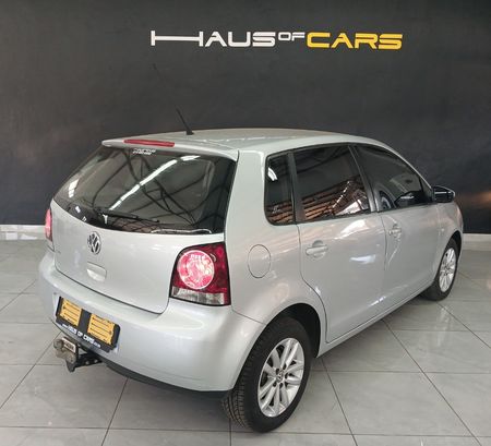 2016-Volkswagen-Polo-Vivo-GP-14-Trendline-5-dr_5