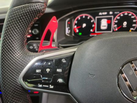 2022-Volkswagen-Polo-20-GTI-Auto-147kW_13