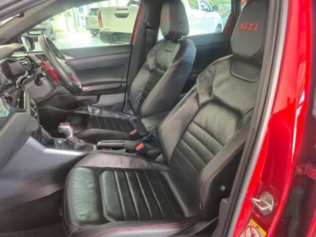 2022-Volkswagen-Polo-20-GTI-Auto-147kW_19