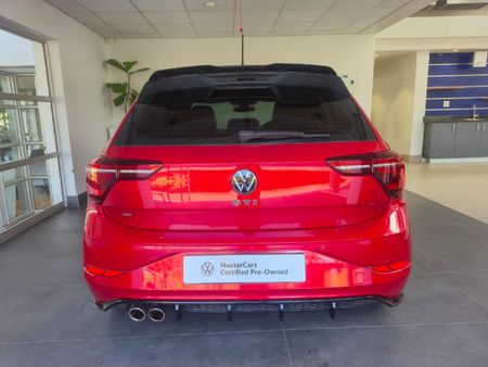 2022-Volkswagen-Polo-20-GTI-Auto-147kW_4