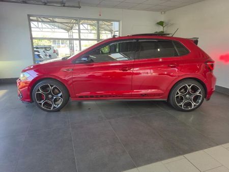 2022-Volkswagen-Polo-20-GTI-Auto-147kW_6
