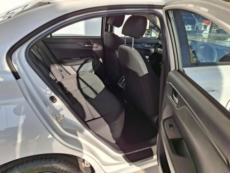 2026-Honda-Amaze-12-Trend_19