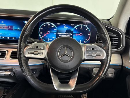 2020-Mercedes-Benz-GLE-400d-4Matic_11
