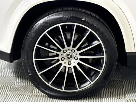 2020-Mercedes-Benz-GLE-400d-4Matic_7