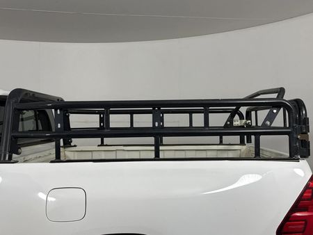 2019-Toyota-Hilux-24-GD-6-Raised-Body-SRX-Auto-Extended-Cab_11