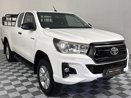 2019-Toyota-Hilux-24-GD-6-Raised-Body-SRX-Auto-Extended-Cab_13
