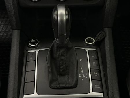 2017-Volkswagen-Amarok-30-TDI-Highline-4Motion-Auto-Double-Cab_10