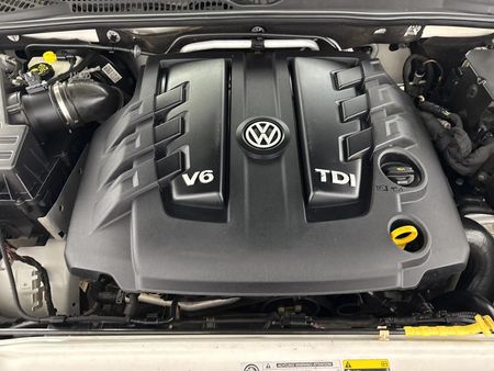 2017-Volkswagen-Amarok-30-TDI-Highline-4Motion-Auto-Double-Cab_14