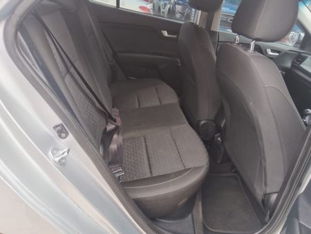 2023-Kia-Rio-14-Tec-5-dr_9