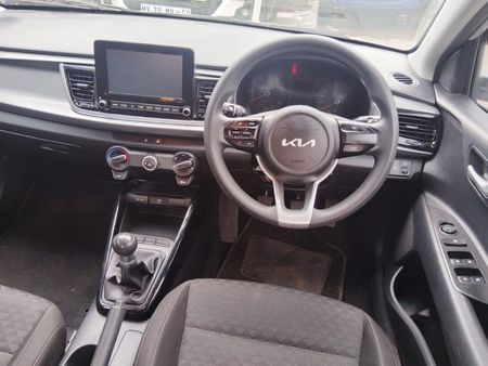 2023-Kia-Rio-14-Tec-5-dr_7