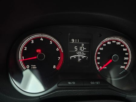 2026-Volkswagen-Polo-Vivo-14-Life_11