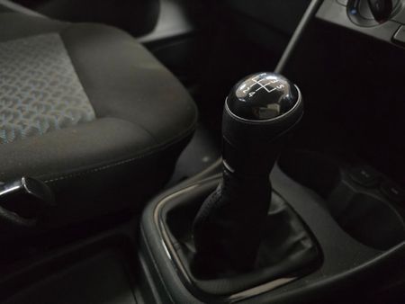 2026-Volkswagen-Polo-Vivo-14-Life_6