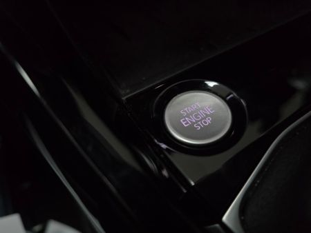 2025-Volkswagen-T-Cross-10-TSI-R-Line-Auto_10