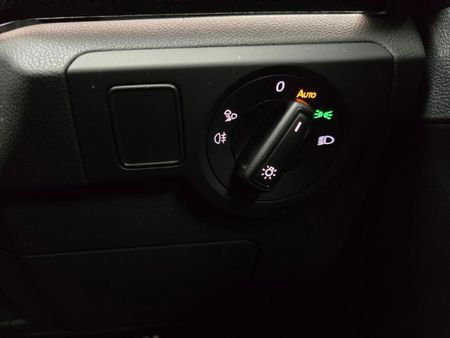 2025-Volkswagen-T-Cross-10-TSI-R-Line-Auto_22