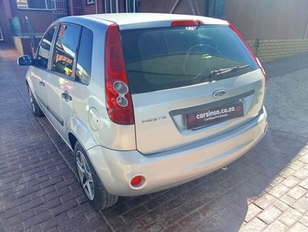 2008-Ford-Fiesta-16i-Ambiente-Auto-5-dr_3