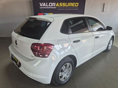 2021-Volkswagen-Polo-10-TSI-Trendline_5